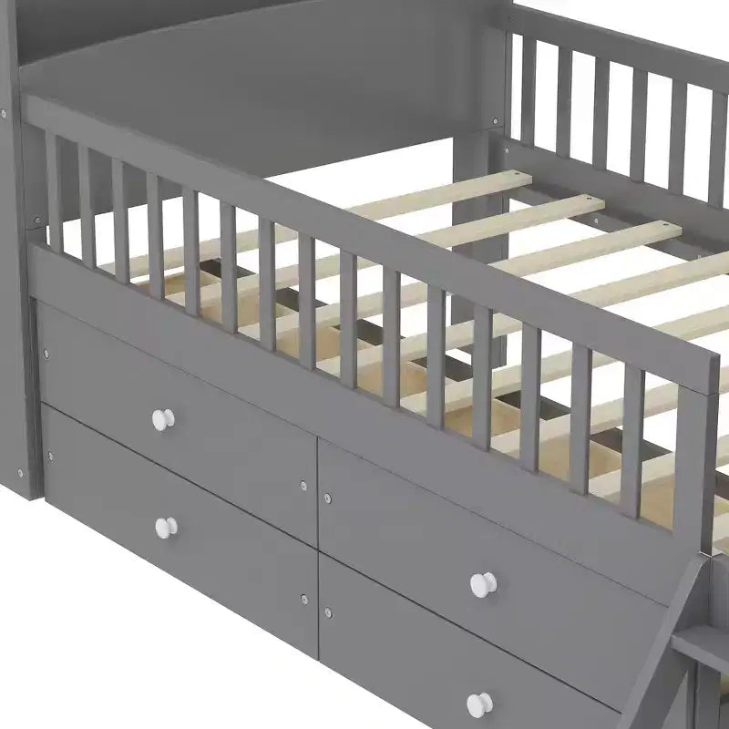 Struttura letto a piattaforma doppia con 4 cassetti contenitore, testiera con sponde e scaletta – A forma di casa