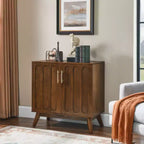 Madia a 2 ante con gambe in legno massello e maniglie dorate, stile Mid-Century Modern, 81 cm