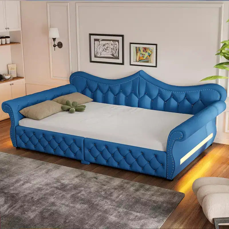 Letto a Divano Imbottito Queen Size con Illuminazione a LED – Rifinitura con Borchie, Schienale in Lino Trapuntato, Capacità 272 kg
